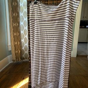 Columbia Skirt XL High Low Skirt *quick dry*